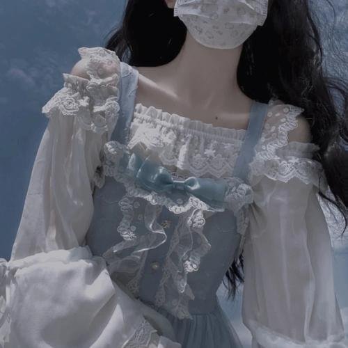 巫师与汉娜·蒙塔娜在船上